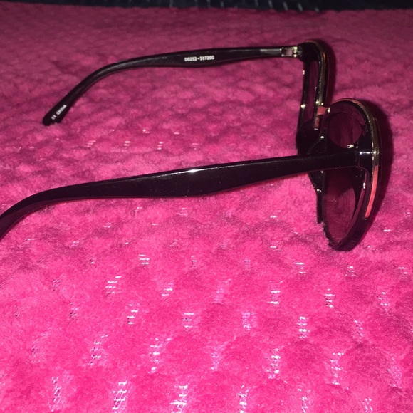 🤑 cat eye glasses 2for $10‼️ - Picture 2 of 4